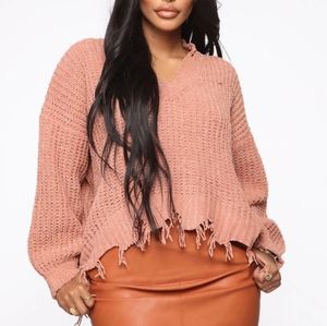 Fashion Nova Shimmer Mauve Distressed sweater. Size M/L